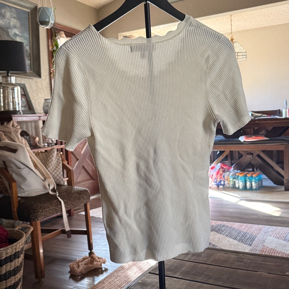 Marled Cream Ribbed Short Sleeve Top - Picture 3 of 3